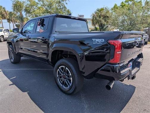 2025 Toyota Tacoma Hybrid TRD Sport