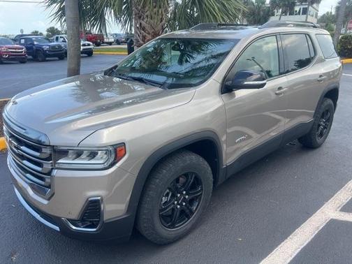 2022 GMC Acadia AT4