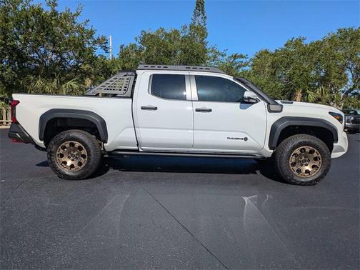 2025 Toyota Tacoma Hybrid TRAILHUNTER