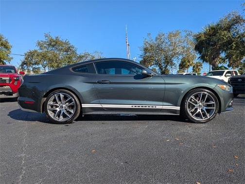 2016 Ford Mustang EcoBoost Premium