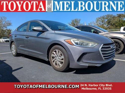 2017 Hyundai ELANTRA SE