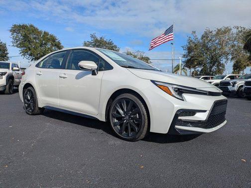 2026 Toyota Corolla Hybrid SE