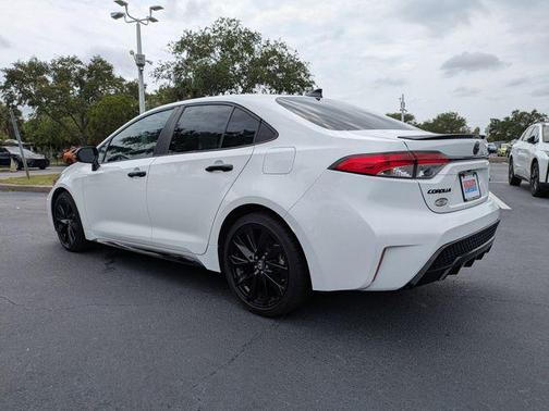 Super White 2021 Toyota Corolla SE