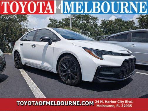 Super White 2021 Toyota Corolla SE