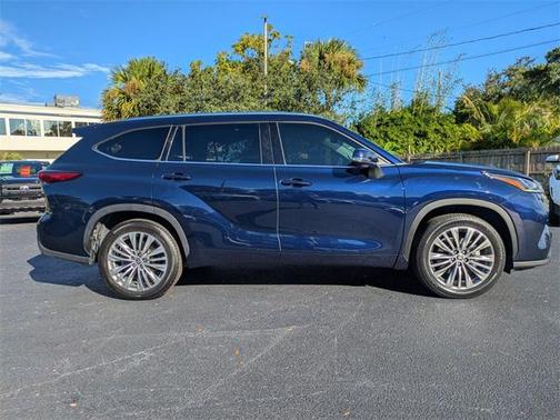 2021 Toyota Highlander Platinum