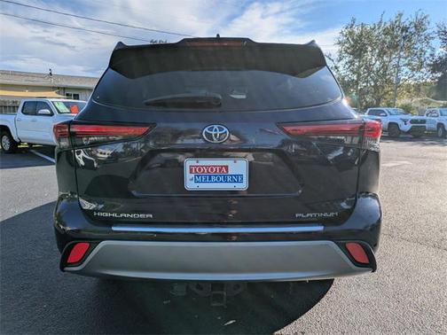 2021 Toyota Highlander Platinum