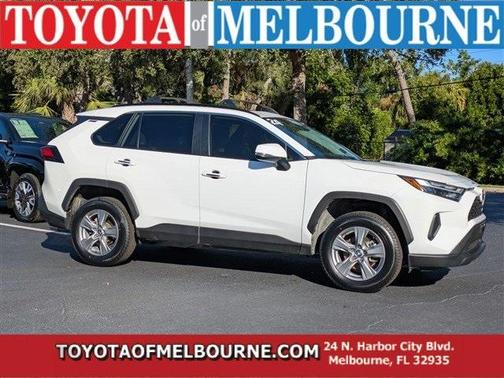 2024 Toyota RAV4 XLE