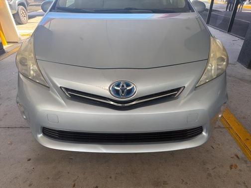 2014 Toyota Prius v Three