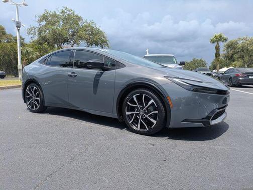 Guardian Gray 2023 Toyota Prius Prime XSE
