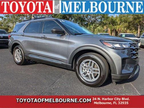 2025 Ford Explorer Active