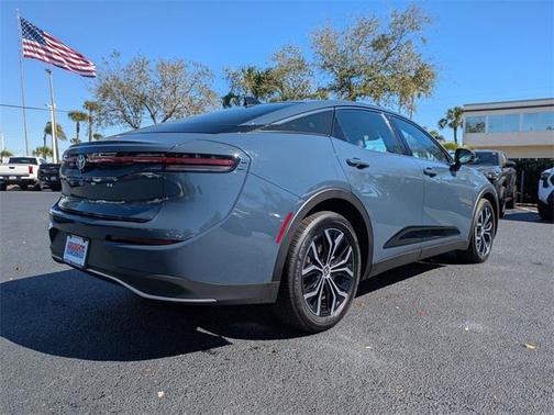 2025 Toyota Crown XLE