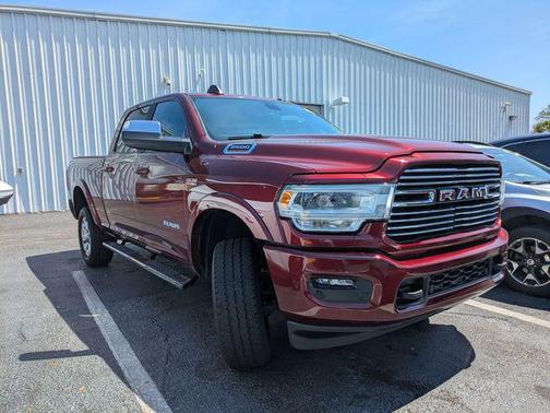 2022 RAM 2500 Laramie Crew Cab 4x4 6'4' Box