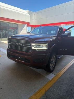 Delmonico Red Pearlcoat 2022 RAM 2500 Laramie Crew Cab 4x4 6'4' Box