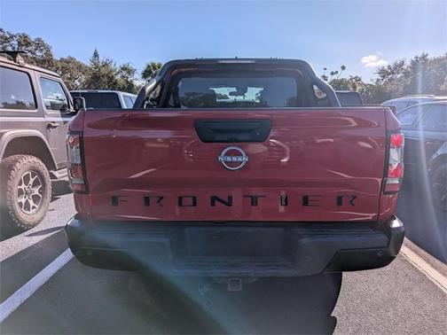 2022 Nissan Frontier S