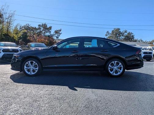 2023 Honda Accord LX 1.5T