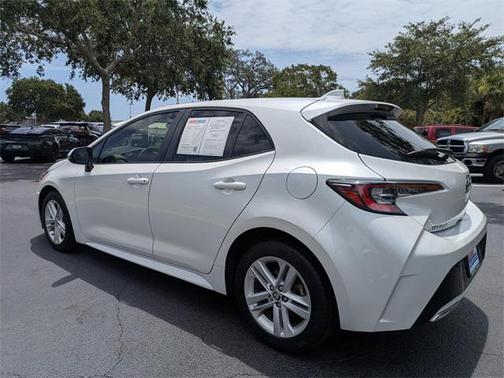 Wind Chill Pearl 2022 Toyota Corolla SE