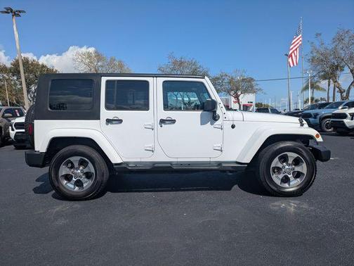 2018 Jeep Wrangler JK Unlimited Sahara