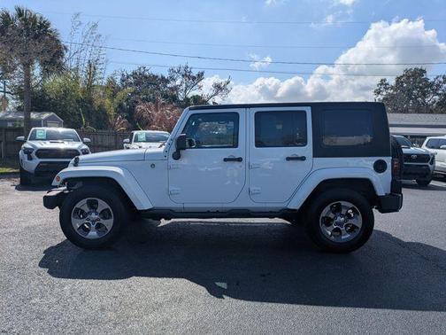 2018 Jeep Wrangler JK Unlimited Sahara