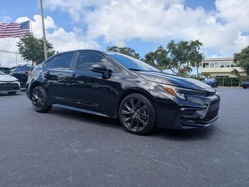 Midnight Black Metallic 2023 Toyota Corolla SE