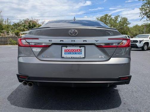 Silver 2025 Toyota Camry SE