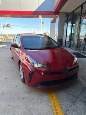 2019 Toyota Prius LE