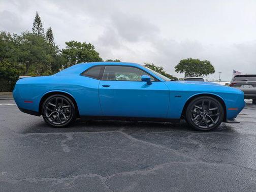 B5 Blue Pearlcoat 2023 Dodge Challenger R/T