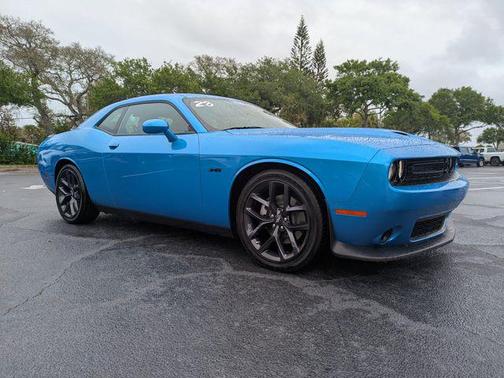 B5 Blue Pearlcoat 2023 Dodge Challenger R/T