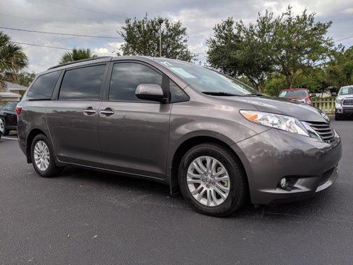 2017 Toyota Sienna Limited