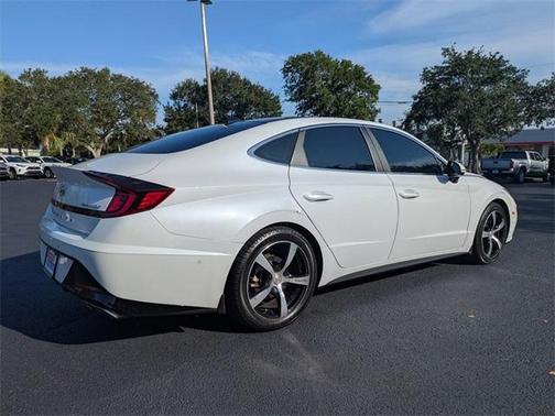 2021 Hyundai SONATA Limited