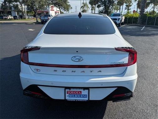 2021 Hyundai SONATA Limited