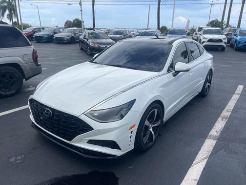 2021 Hyundai SONATA Limited