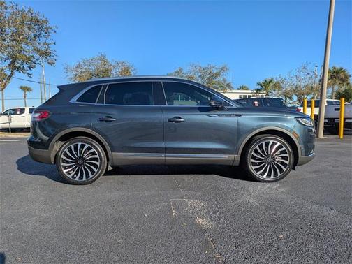 2023 Lincoln Nautilus Black Label