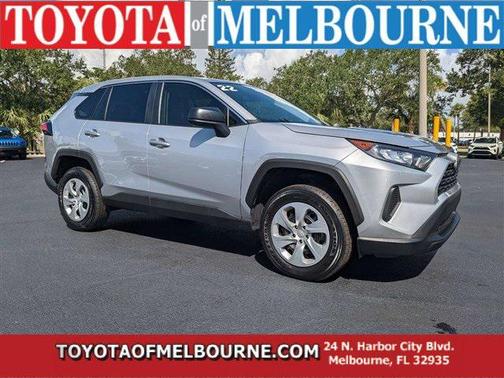 2022 Toyota RAV4 LE