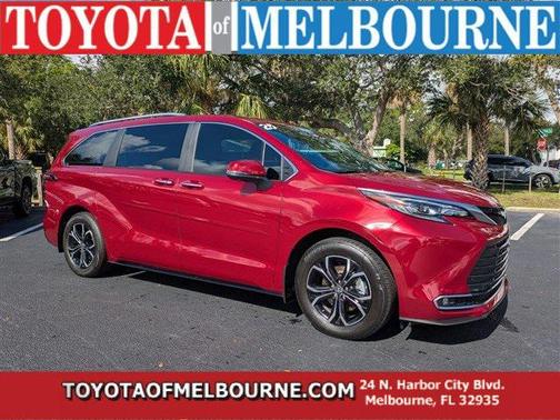 2025 Toyota Sienna Platinum 7 Passenger