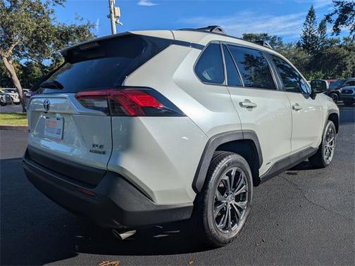 2023 Toyota RAV4 Hybrid XLE Premium