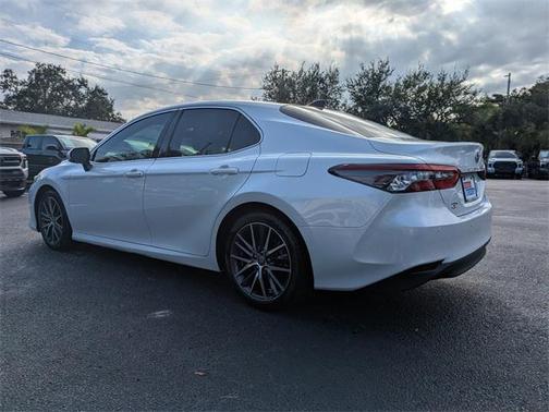 2023 Toyota Camry XLE