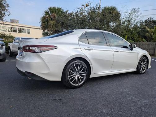 2023 Toyota Camry XLE