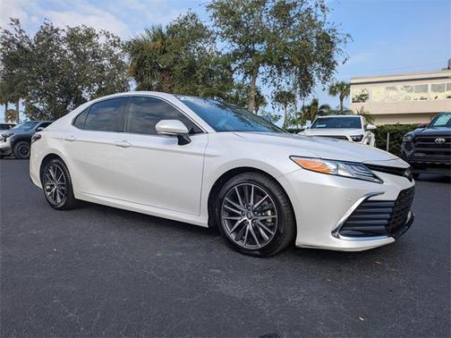 2023 Toyota Camry XLE