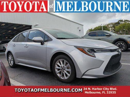 Classic Silver Metallic 2021 Toyota Corolla LE