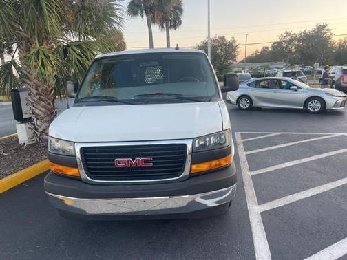 2022 GMC Savana 2500 Work Van