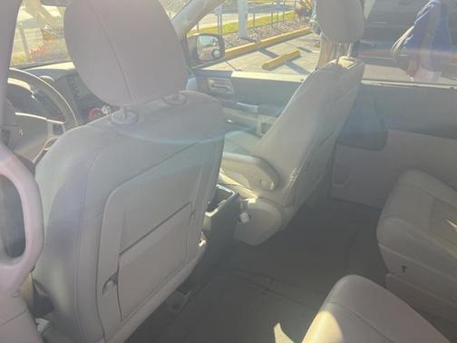 2008 Chrysler Town & Country Touring