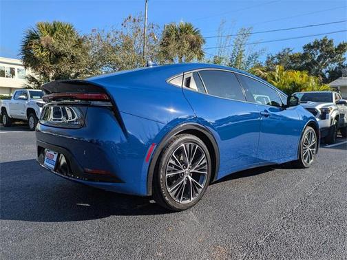 2024 Toyota Prius XLE