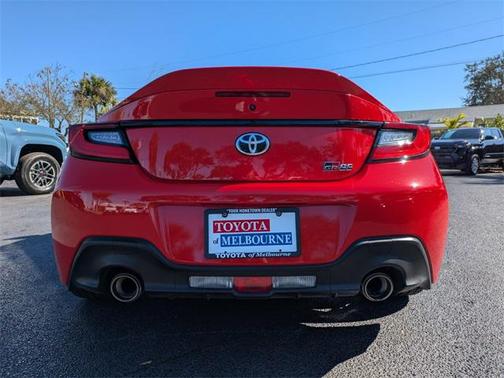 2025 Toyota GR86 Premium