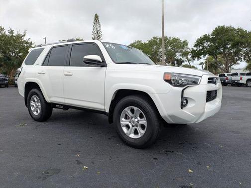 Ice 2023 Toyota 4Runner SR5