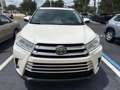 Blizzard Pearl 2018 Toyota Highlander XLE