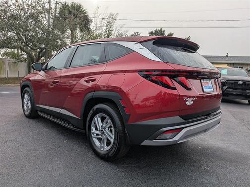 2025 Hyundai TUCSON SE