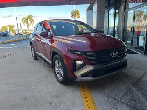 2025 Hyundai TUCSON SE