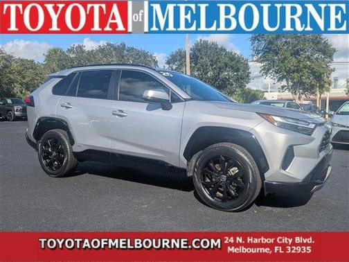 2025 Toyota RAV4 Hybrid SE