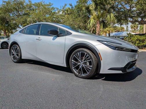 2024 Toyota Prius LE