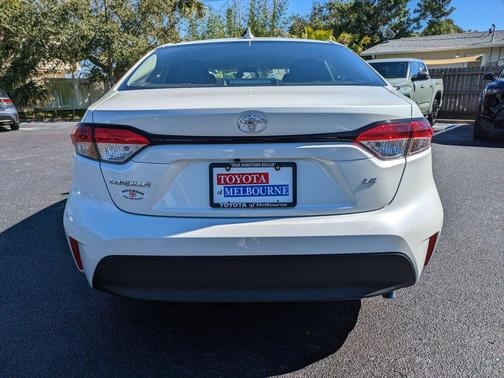 Wind Chill Pearl 2026 Toyota Corolla LE